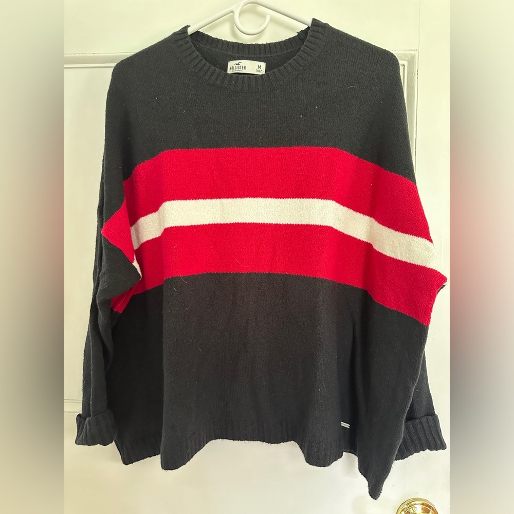 Hollister black white and red sweater